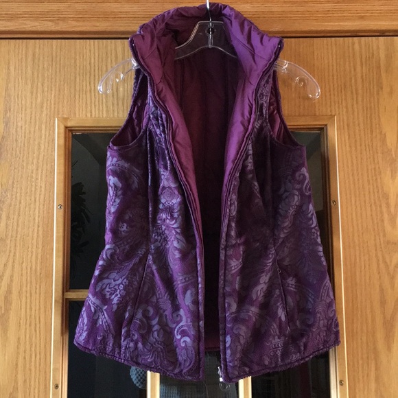 Reversible Purple Plush Vest - Picture 3 of 4